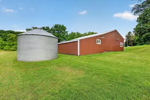 303 W Walnut St, Stanton, MI 48888 - Photo 43