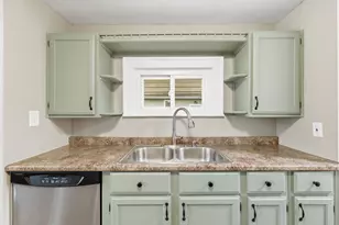 137 Holly St SW, Grand Rapids, MI 49548 - Photo 13