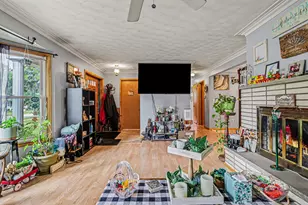 1111 S Clinton St, Charlotte, MI 48813 - Photo 3