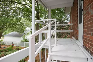 112 E Maple St, Vicksburg, MI 49097 - Photo 35