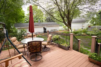 112 E Maple Street, Vicksburg, MI 49097 - Photo 5