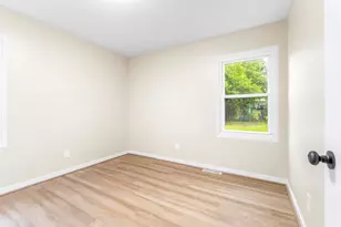 158 Saratoga Ave, Battle Creek, MI 49037 - Photo 11