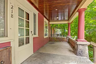 218 Wellington Ave SE, Grand Rapids, MI 49506 - Photo 3