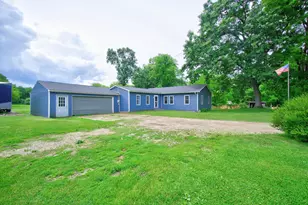 8959 Gordon Rd, Parma, MI 49269 - Photo 7