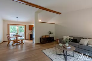 1344 Gladstone Dr SE, Grand Rapids, MI 49506 - Photo 5