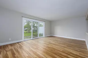 5842 Niles St, Troy, MI 48098 - Photo 9