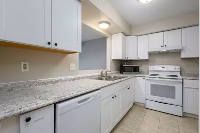 5842 Niles Street #5844, Troy, MI 48098 - Photo 3