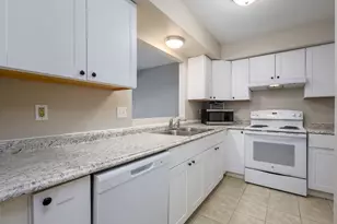 5842 Niles St, Troy, MI 48098 - Photo 3