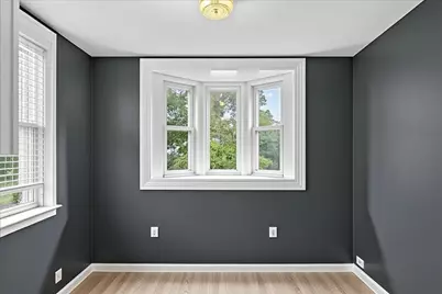 217 E Maryland Avenue, Royal Oak, MI 48067 - Photo 9