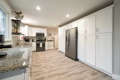 6387 Cascade Road SE, Grand Rapids, MI 49546 - Photo 17