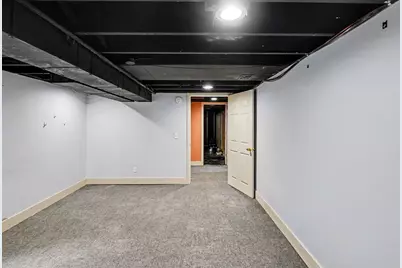 1262 NE Beechwood Street NE, Grand Rapids, MI 49505 - Photo 17