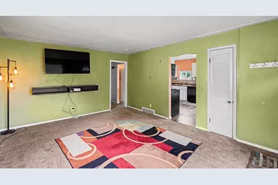 1262 NE Beechwood Street NE, Grand Rapids, MI 49505 - Photo 3