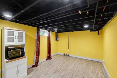 1262 NE Beechwood Street NE, Grand Rapids, MI 49505 - Photo 13