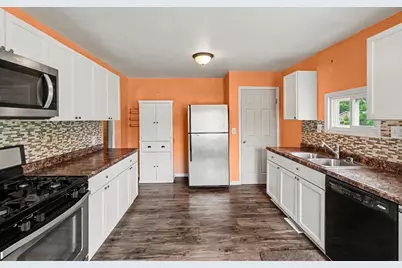 1262 NE Beechwood Street NE, Grand Rapids, MI 49505 - Photo 5