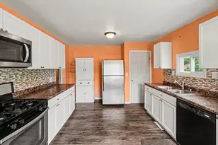1262 Beechwood St NE, Grand Rapids, MI 49505 - Photo 5