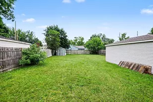 1262 Beechwood St NE, Grand Rapids, MI 49505 - Photo 21