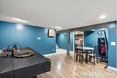1249 Chalmers Drive, Battle Creek, MI 49015 - Photo 43
