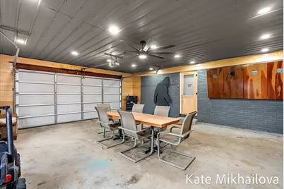 1249 Chalmers Drive, Battle Creek, MI 49015 - Photo 47