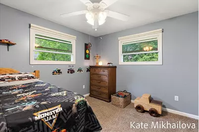 1249 Chalmers Drive, Battle Creek, MI 49015 - Photo 29