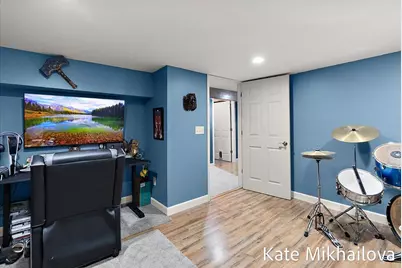 1249 Chalmers Drive, Battle Creek, MI 49015 - Photo 37