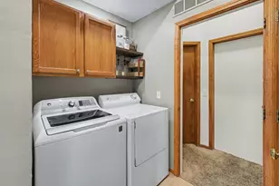 3053 Burritt St NW, Grand Rapids, MI 49504 - Photo 19
