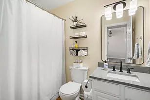 5127 S Granite St, Jackson, MI 49201 - Photo 9