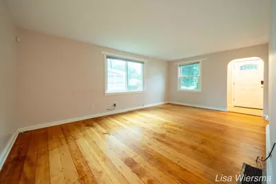 2357 Crozier Avenue, Muskegon, MI 49441 - Photo 7