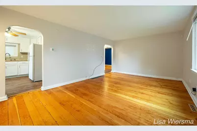 2357 Crozier Avenue, Muskegon, MI 49441 - Photo 11