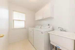 4663 Rosewood Ln, West Bloomfield, MI 48323 - Photo 35