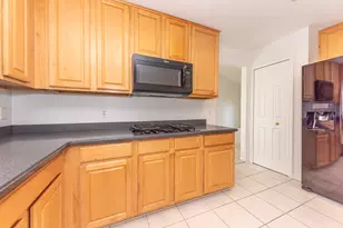 4663 Rosewood Ln, West Bloomfield, MI 48323 - Photo 25