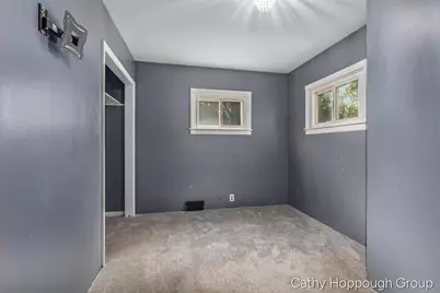 915 Branch Street, Ionia, MI 48846 - Photo 11