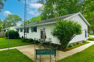4457 Poulin St, Muskegon, MI 49441 - Photo 27