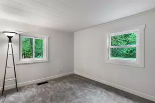1030 Harding St NW, Grand Rapids, MI 49544 - Photo 13