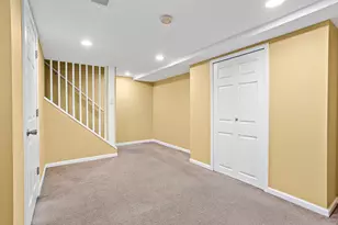 29184 Manchester St, Westland, MI 48185 - Photo 21