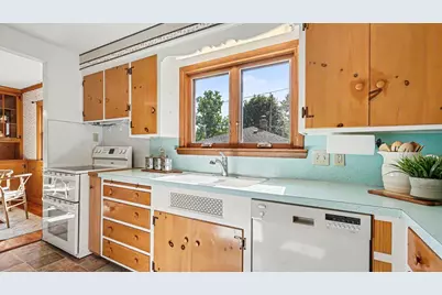 130 Worden Avenue, Ann Arbor, MI 48103 - Photo 13
