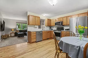 1725 Kreft St NE, Grand Rapids, MI 49525 - Photo 7