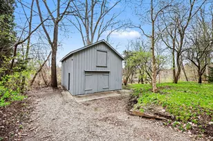 1326 Traver St, Ann Arbor, MI 48105 - Photo 23