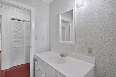 1123 N Clark Street, Albion, MI 49224 - Photo 11