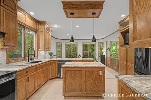 5577 Fieldstone Ct, Middleville, MI 49333 - Photo 19