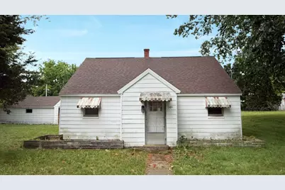 301 McMaster Street, Dowagiac, MI 49047 - Photo 1