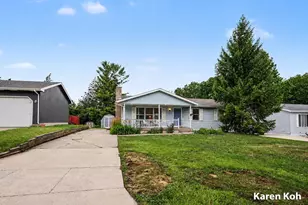 1827 Rowland Ave SE, Grand Rapids, MI 49546 - Photo 3