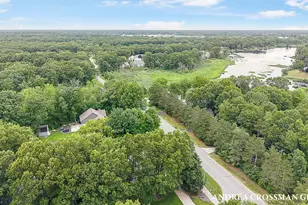 15213 Meadowwood Dr, Grand Haven, MI 49417 - Photo 55