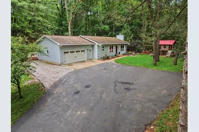 6069 Stout Creek Avenue NE, Belmont, MI 49306 - Photo 3