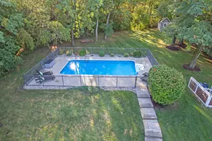 6240 Hiawatha Rd, Whitmore Lake, MI 48189 - Photo 5