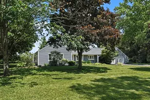 3702 Meadow Ln, Saline, MI 48176 - Photo 1
