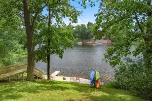 10911 Woodbrook Dr, Cement City, MI 49233 - Photo 3
