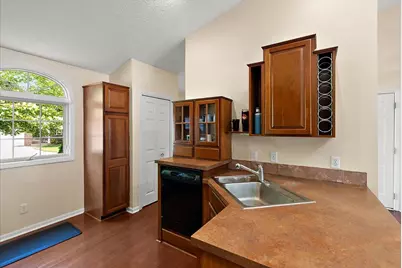 2960 Bentbrooke Drive, Holland, MI 49424 - Photo 5