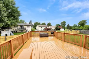 2304 Brookfarm Ct SE, Grand Rapids, MI 49508 - Photo 31
