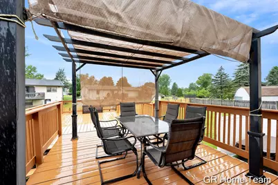 2304 Brookfarm Court SE, Grand Rapids, MI 49508 - Photo 31