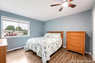 2304 Brookfarm Ct SE, Grand Rapids, MI 49508 - Photo 15